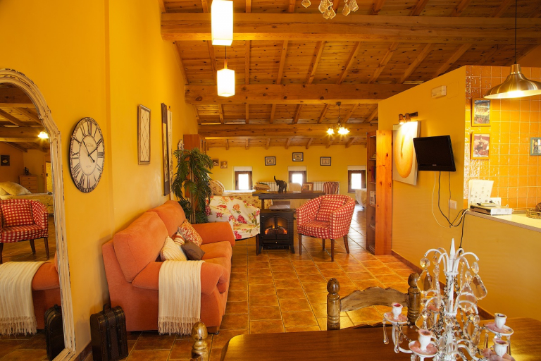 10 must visit cities in Spain, Salamanca - Beautiful Alamedas, secret places with soul