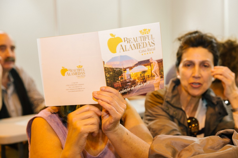 Casas rurales ecológicas Valladolid, Castilla y León, menús, comidas, alojamientos sostenibles, estancias, ecoturismo, agroturismo, certificación, responsable, biocultura