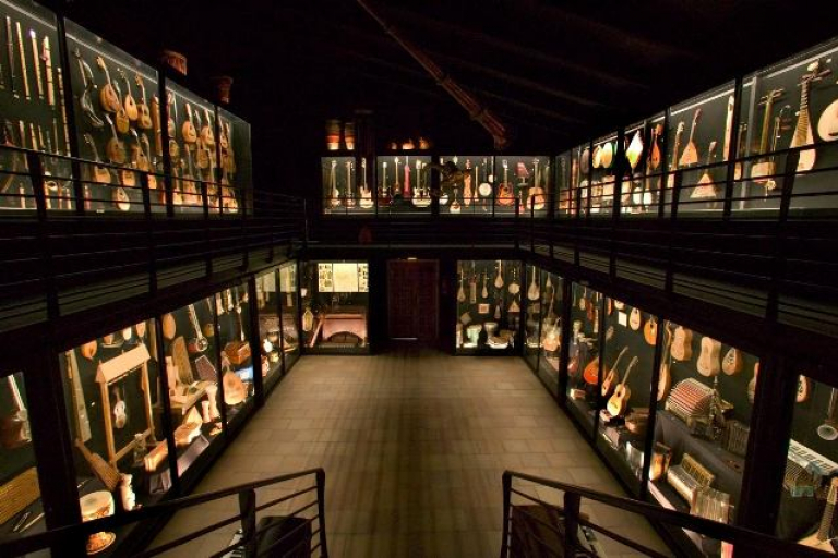 Concierto de Luis Delgado y César Carazo - Museo de los Instrumentos del Mundo - Urueña- Casas rurales Valladolid