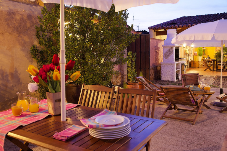 Hotels in Salamanca Spain - Beautiful Alamedas, a central place